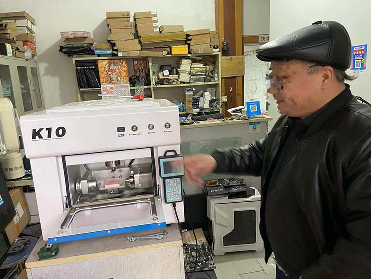 全自動(dòng)小型玉石雕刻機(jī)