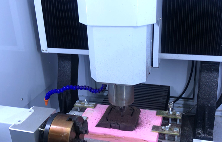 數(shù)控雕刻機(jī)優(yōu)勢