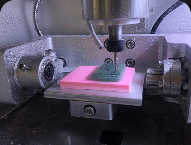 電腦玉石雕刻機如何加工才能減少刀具損壞速度