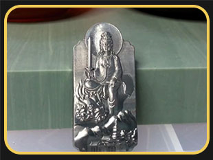 隕石用什么雕刻工具好_全自動(dòng)小型玉雕機(jī)